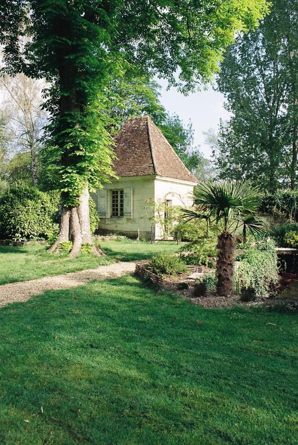 Le Pavillon De Vallet Bed and Breakfast Athée-sur-Cher Esterno foto