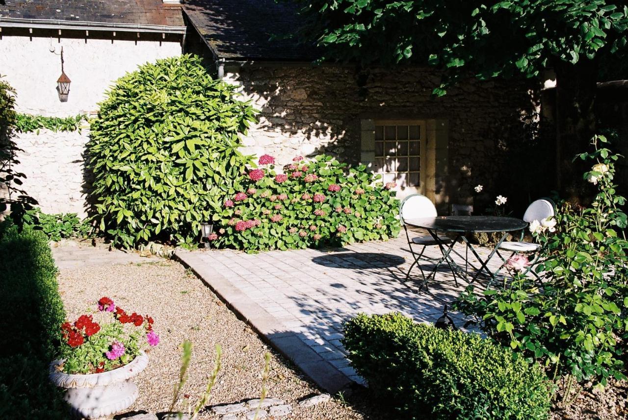 Le Pavillon De Vallet Bed and Breakfast Athée-sur-Cher Esterno foto